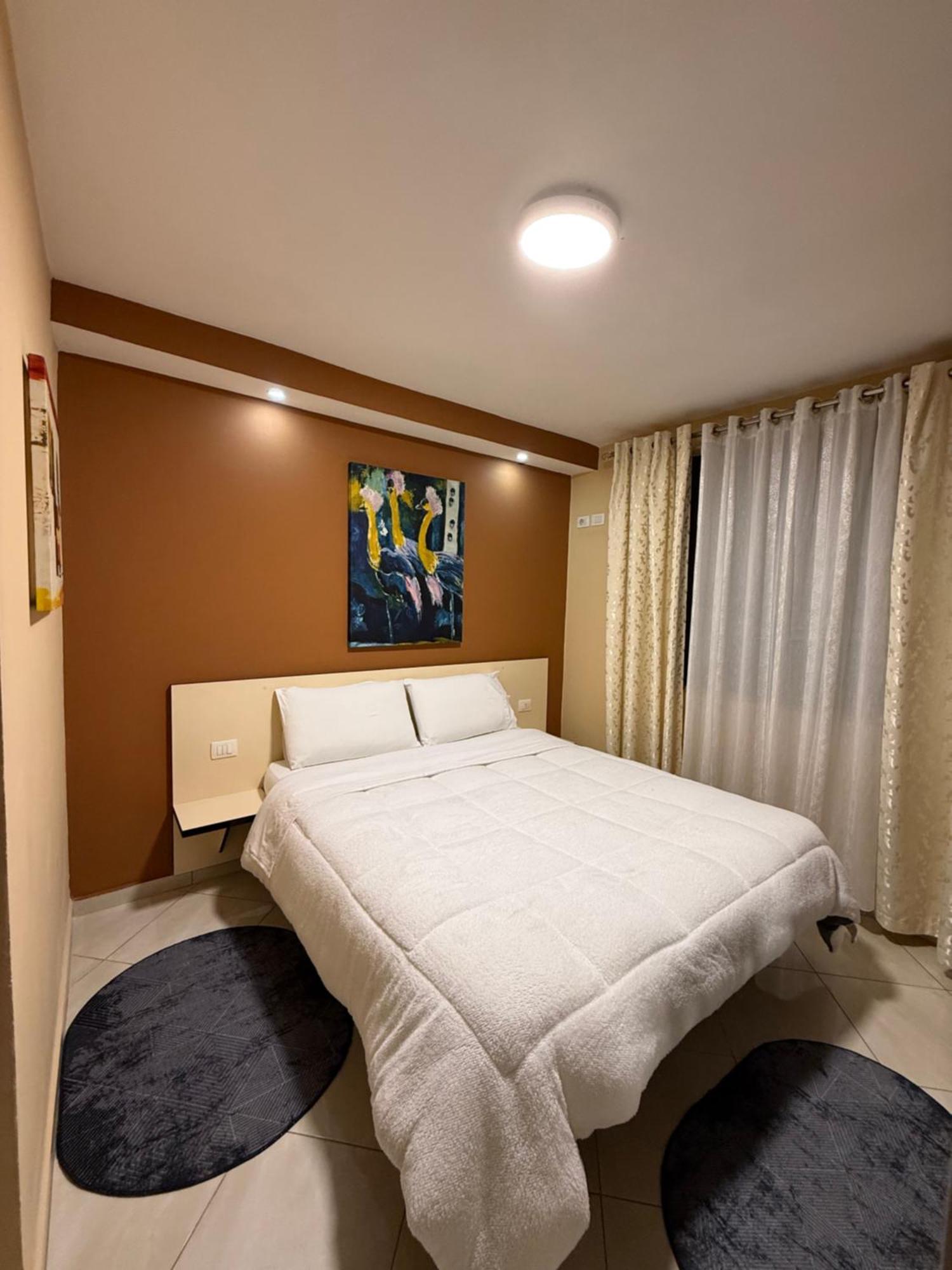 Hotel M&S Tiranë Ngoại thất bức ảnh