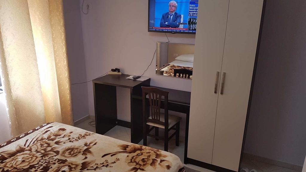 Hotel M&S Tiranë Ngoại thất bức ảnh