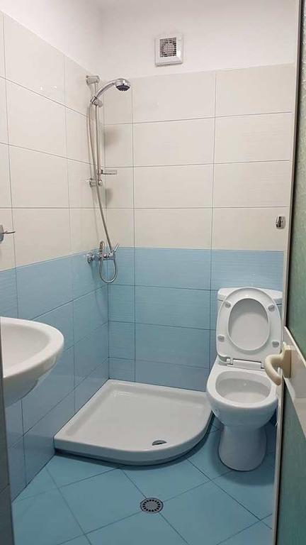 Hotel M&S Tiranë Ngoại thất bức ảnh
