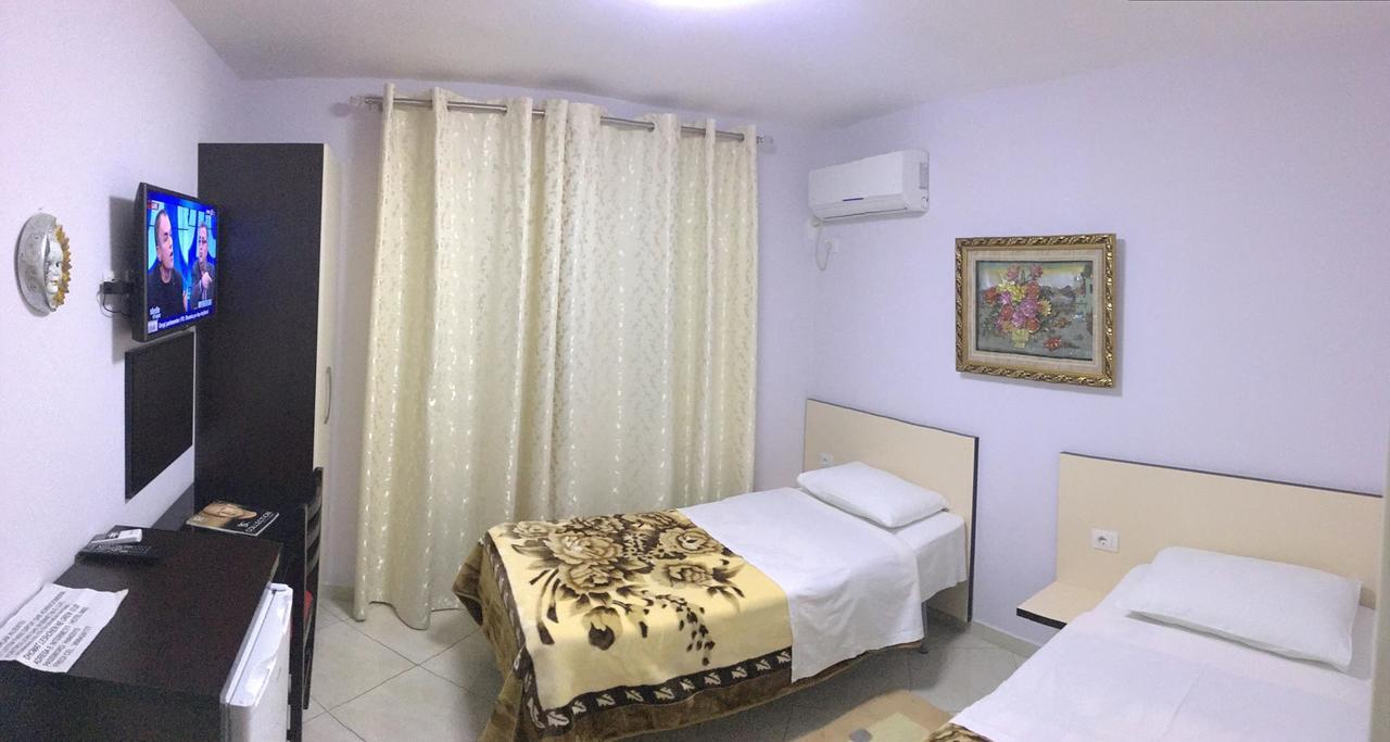 Hotel M&S Tiranë Ngoại thất bức ảnh